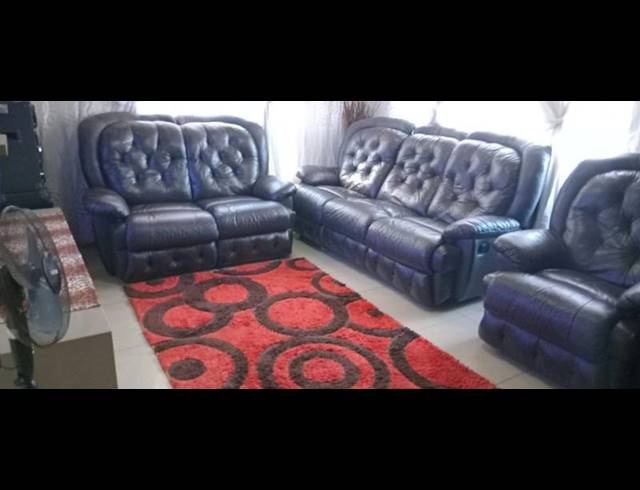 3 BEDROOM HOUSE FOR SALE IN PROTEA NORTH